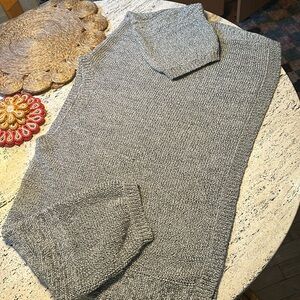 SCOOP NYC Crew Neck Boxy Oversized Crop Sweater Gray